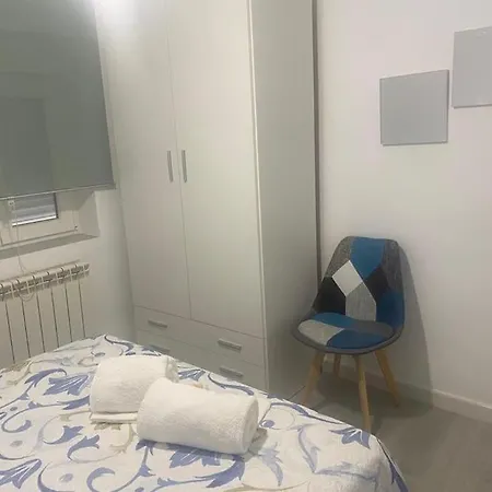 En Ideal Visitas A Puy Du Fou Apartment Toledo