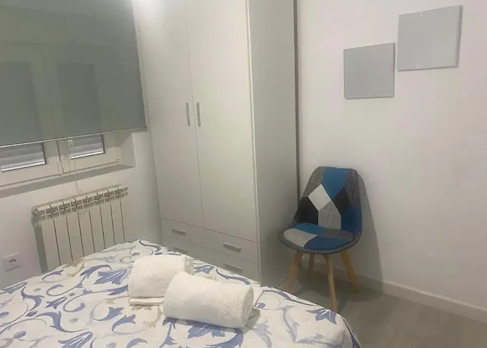 En Ideal Visitas A Puy Du Fou Apartment Toledo